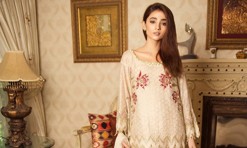 ONLINE SHOPPING OF STITCHED PAKISTANI DRESSES