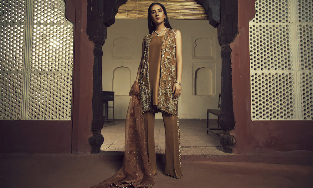 Pakistani Fashionable Stylish Dresses for Every Girl