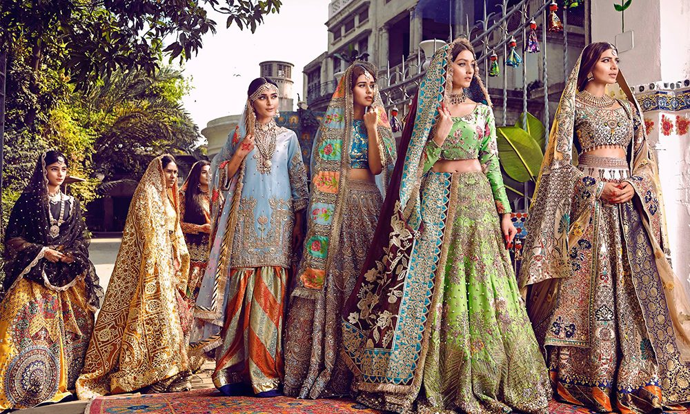 9 Tips for Buying Your Wedding Dress Online