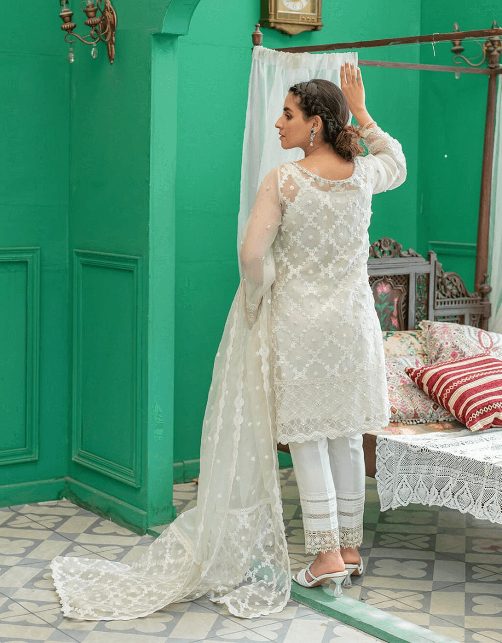 Discover Noor Dresses Effortless Style for Every Occasion | SAMSARA WORLD