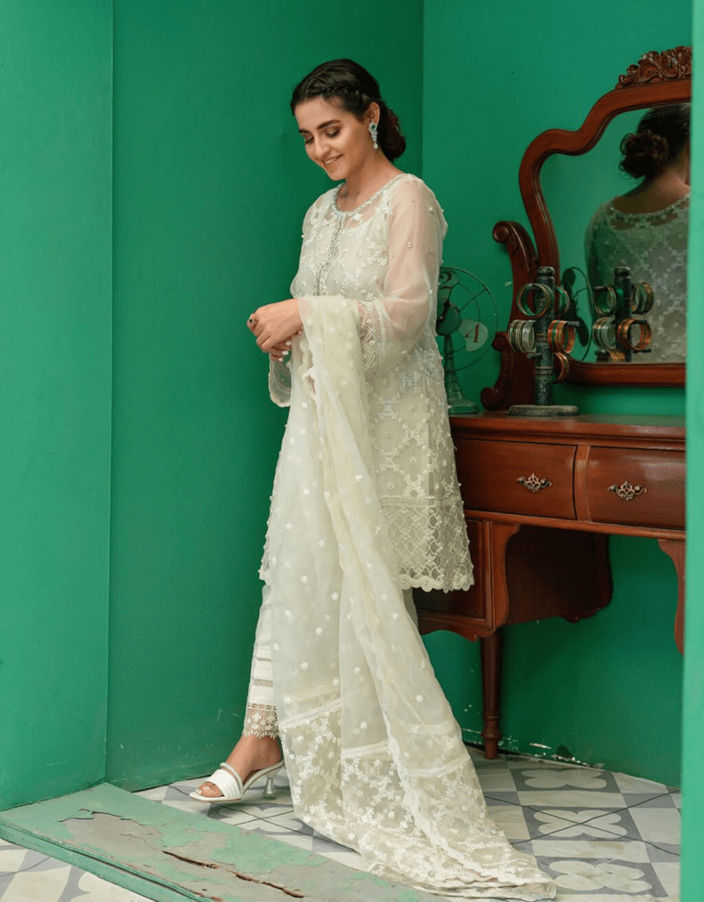 Discover Noor Dresses Effortless Style for Every Occasion | SAMSARA WORLD